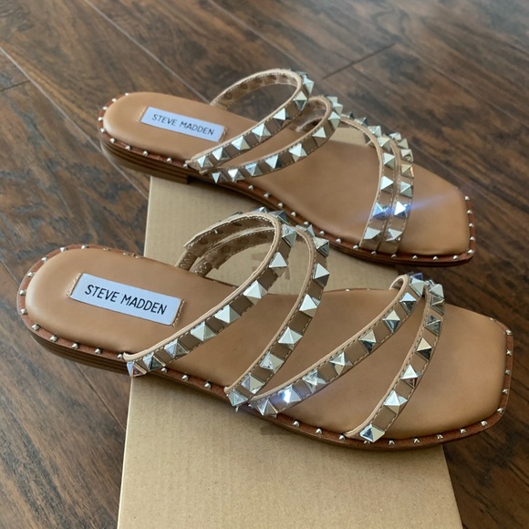 Steve Madden Shoes - New in box - Steve Madden Skylar Sandal - Tan